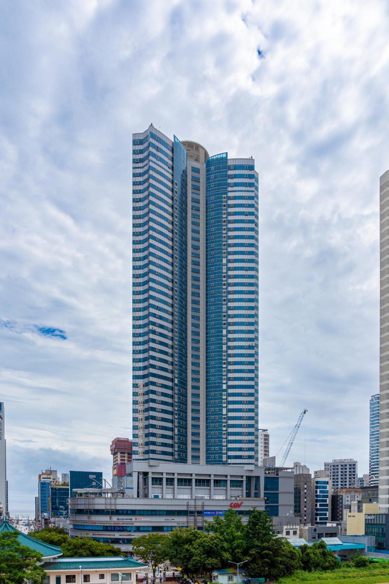 Urbanstay Haeundae Station Busan Exterior photo