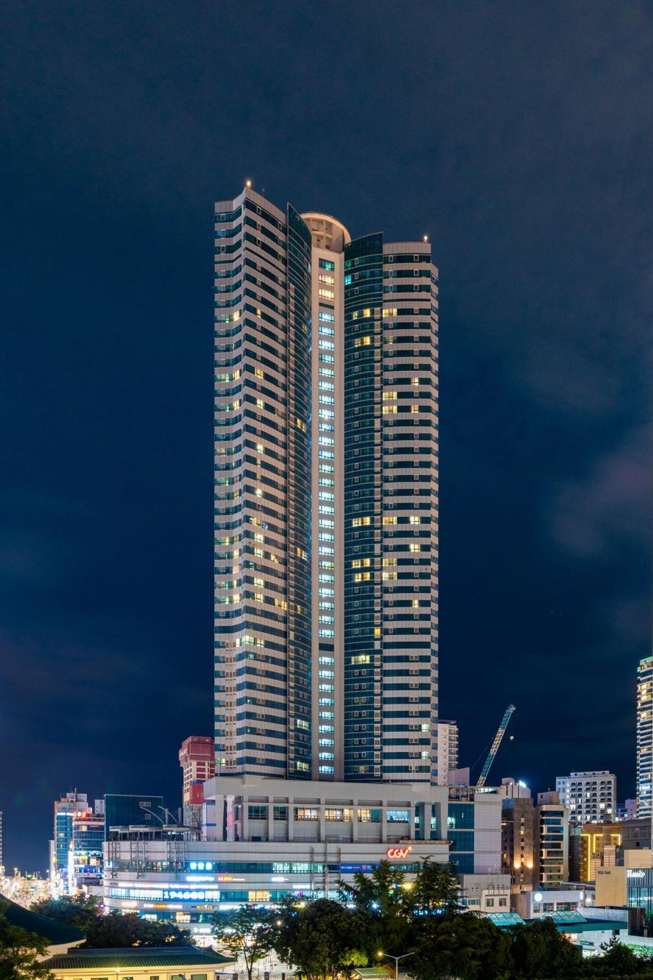 Urbanstay Haeundae Station Busan Exterior photo